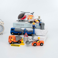 磁性工程车兼容木制小米轨道车米兔木头brio儿童男孩宝宝木质玩具