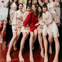 新品bride新娘袍晨袍女士睡袍婚礼化妆伴娘团结婚和服仿真丝浴袍