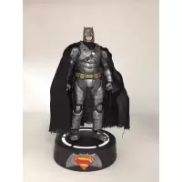 超战蝙蝠侠 重甲蝙蝠侠 底座亮灯 蝙蝠侠模型 摆件 玩具 摆件 重甲蝙蝠侠 高度约25cm