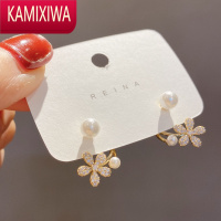 KAMIXIWA韩国花朵珍珠耳环小众设计感高级银耳钉2022年新款潮气质时尚女