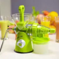 手动榨汁机 手动榨汁机家用原汁机水果机手摇果汁机小型手摇多功能榨汁机