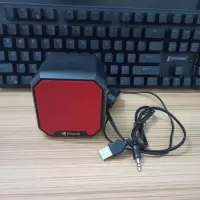 i550红色 单个电脑小音箱一个迷你便携USB有线笔记本手机投影仪专用音响喇