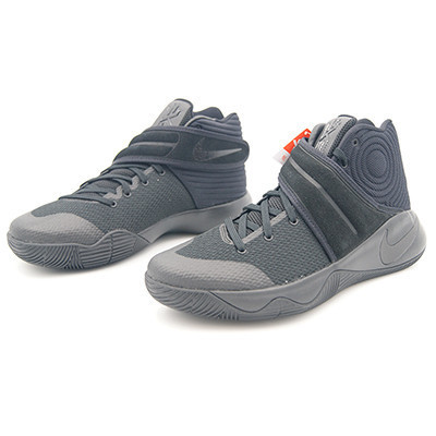 Nike Kyrie 2 Triple Black 欧文2代 黑武士 820537-008