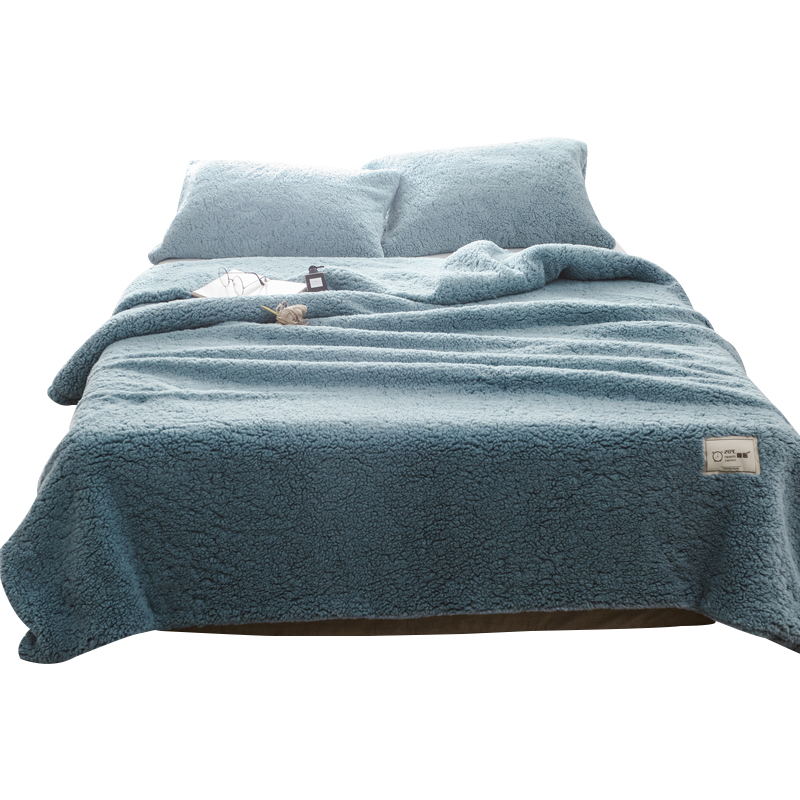 南极人(NanJiren)家纺 多功能保暖羊羔绒被套毛毯单件纯色被套枕套三件套 床上用品1.2m1.5m床1.8米床套件