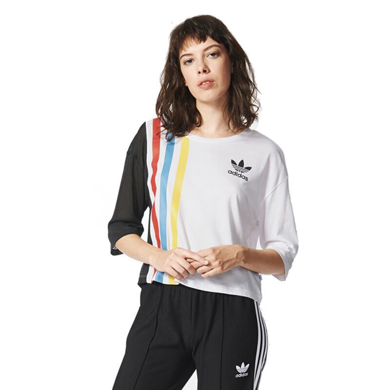 adidas阿迪达斯三叶草套装女透气休闲运动圆领短袖T恤AY6748