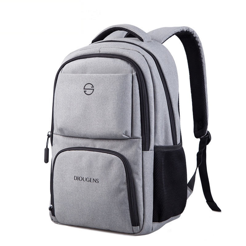 大容量休闲旅行双肩包男背包15.6寸电脑包运动旅游包中学生书包