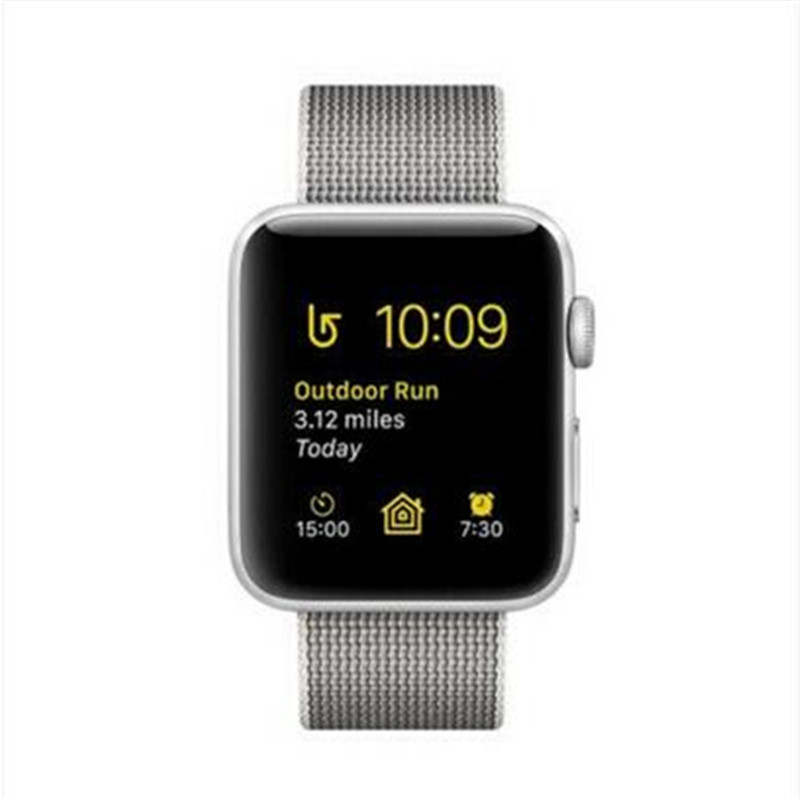 苹果 (Apple) Watch Series2 苹果智能手表 铝金属表壳搭配精织尼龙表带 38mm银色搭配珍珠色