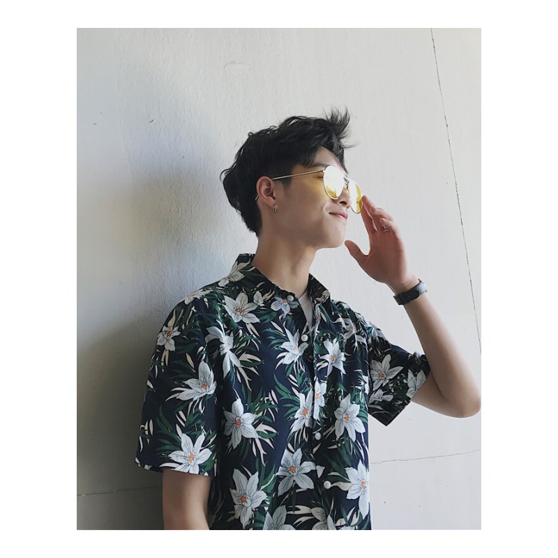 夏季新款男士暗黑花卉衬衣港味潮流男装夏威夷复古休闲短袖衬衫