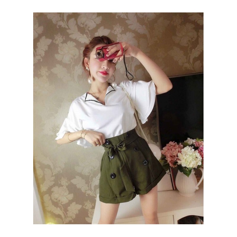 2018韩版新款新款时尚百搭V领喇叭袖上衣+高腰绑带短裤时髦套装女