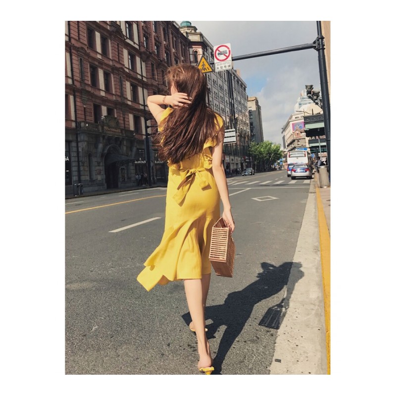 心机裙子夏女2018新款设计感木耳边鱼尾裙黄色无袖带棉麻连衣裙黄色连衣裙