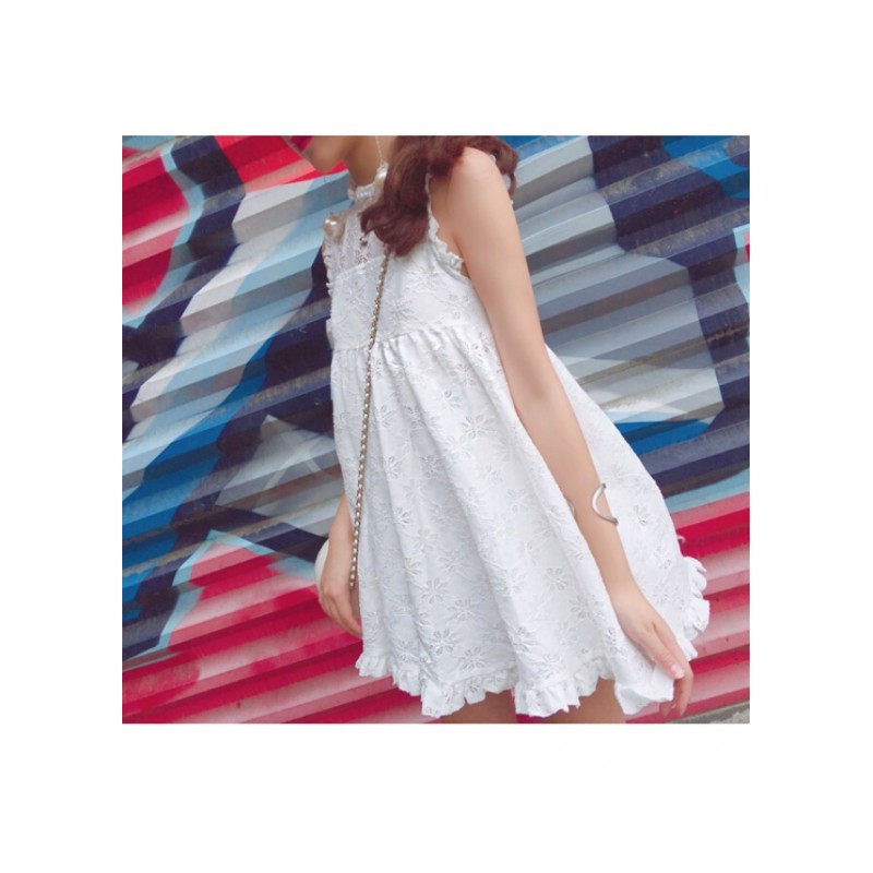 2018夏新款韩国蕾丝连衣裙女学生无袖收腰显瘦高腰娃娃衫连衣裙白色