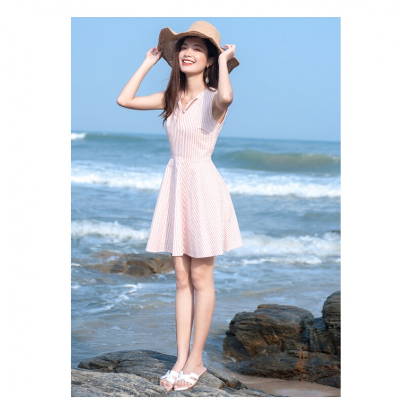 2018夏季新款小个子女装韩版名媛小香风条纹V领小心机显瘦连衣裙