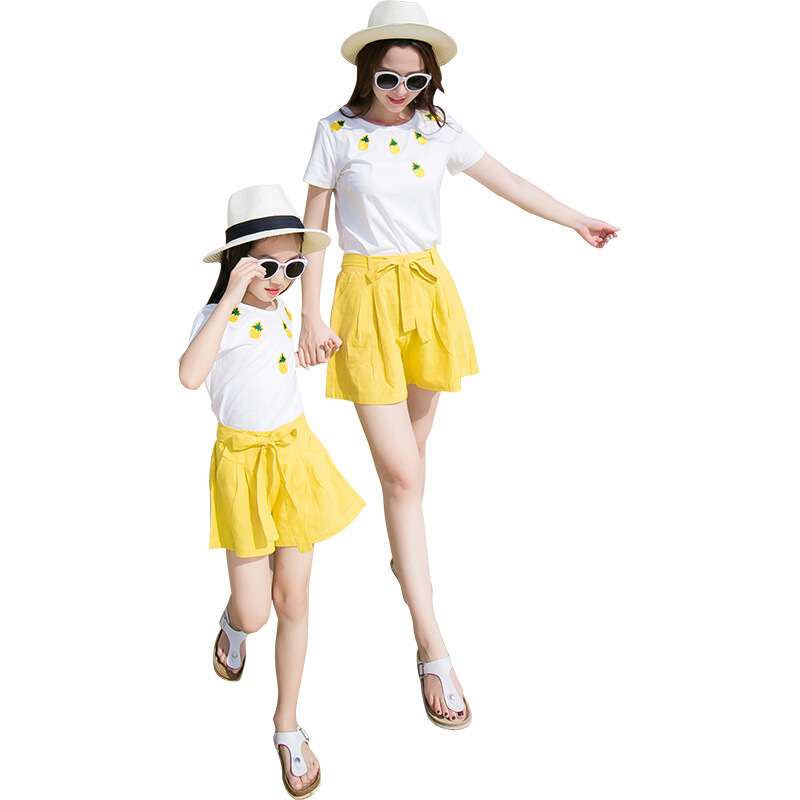 qlz沙滩情侣装夏装2018新款气质短袖T恤蜜月度假海边套装沙滩短裤白T黄色短裤套装