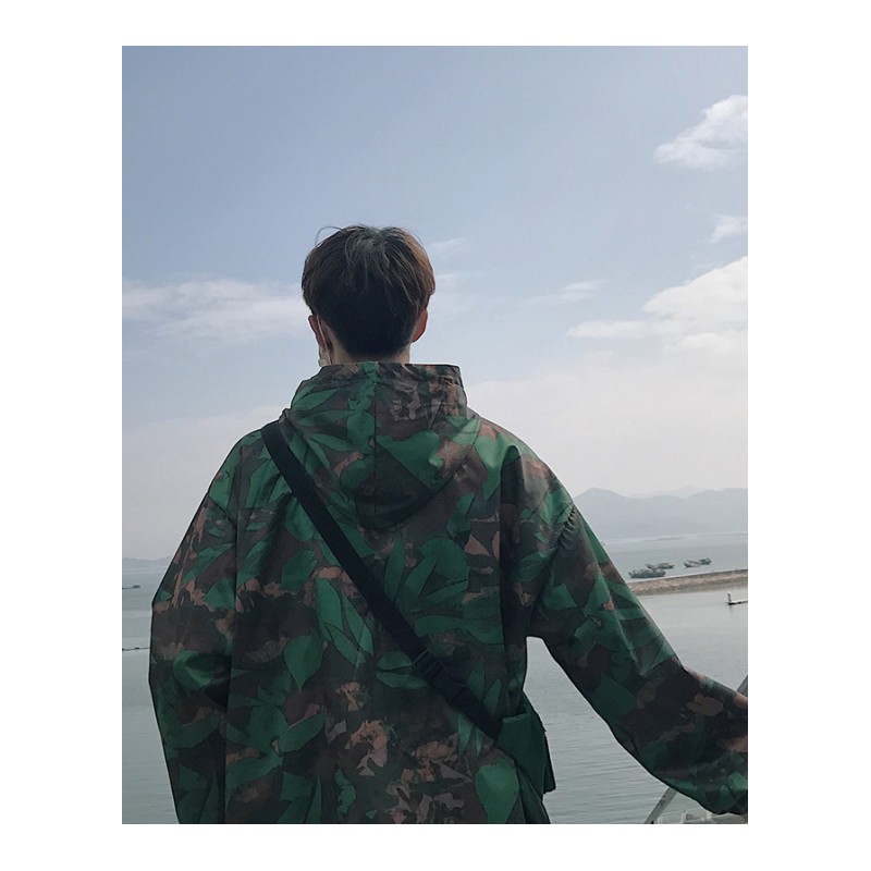 学生2018春装男连帽夹克韩国时尚男植物花卉印花图案迷彩防晒衣