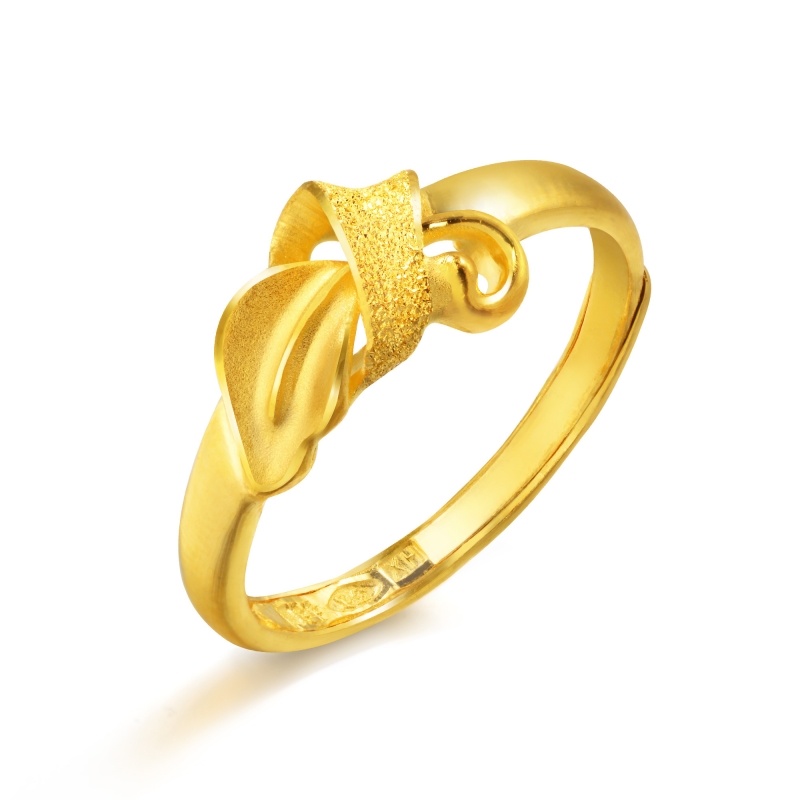 周生生(CHOW SANG SANG)黄金足金叶形丝带戒指开口戒指女款 21071R计价