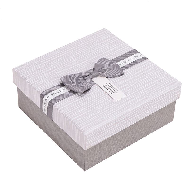 韩版正方形小号礼品盒精美节庆送包装盒简约男女生日礼物盒子