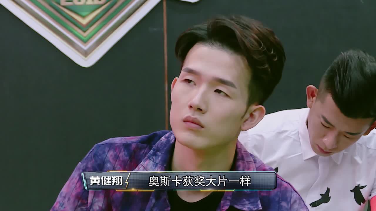 彭磊自告奋勇打头炮 栾智心如愿以偿搭队长