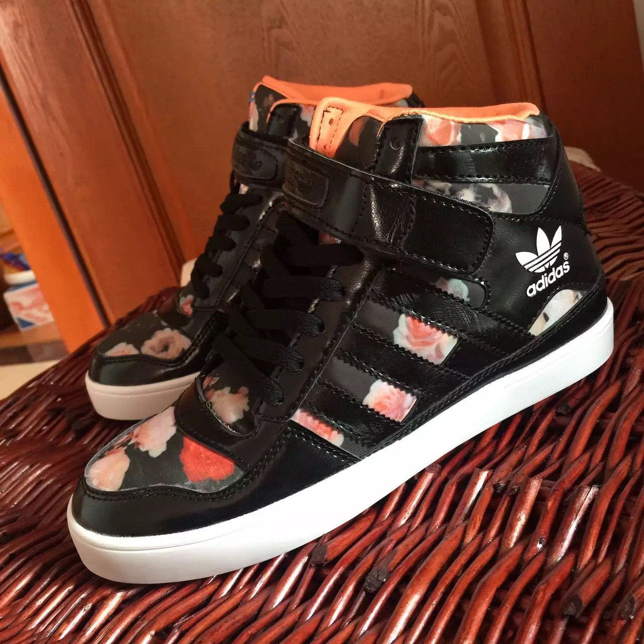 y-3内增高女鞋真的好吗 哪里买便宜价格