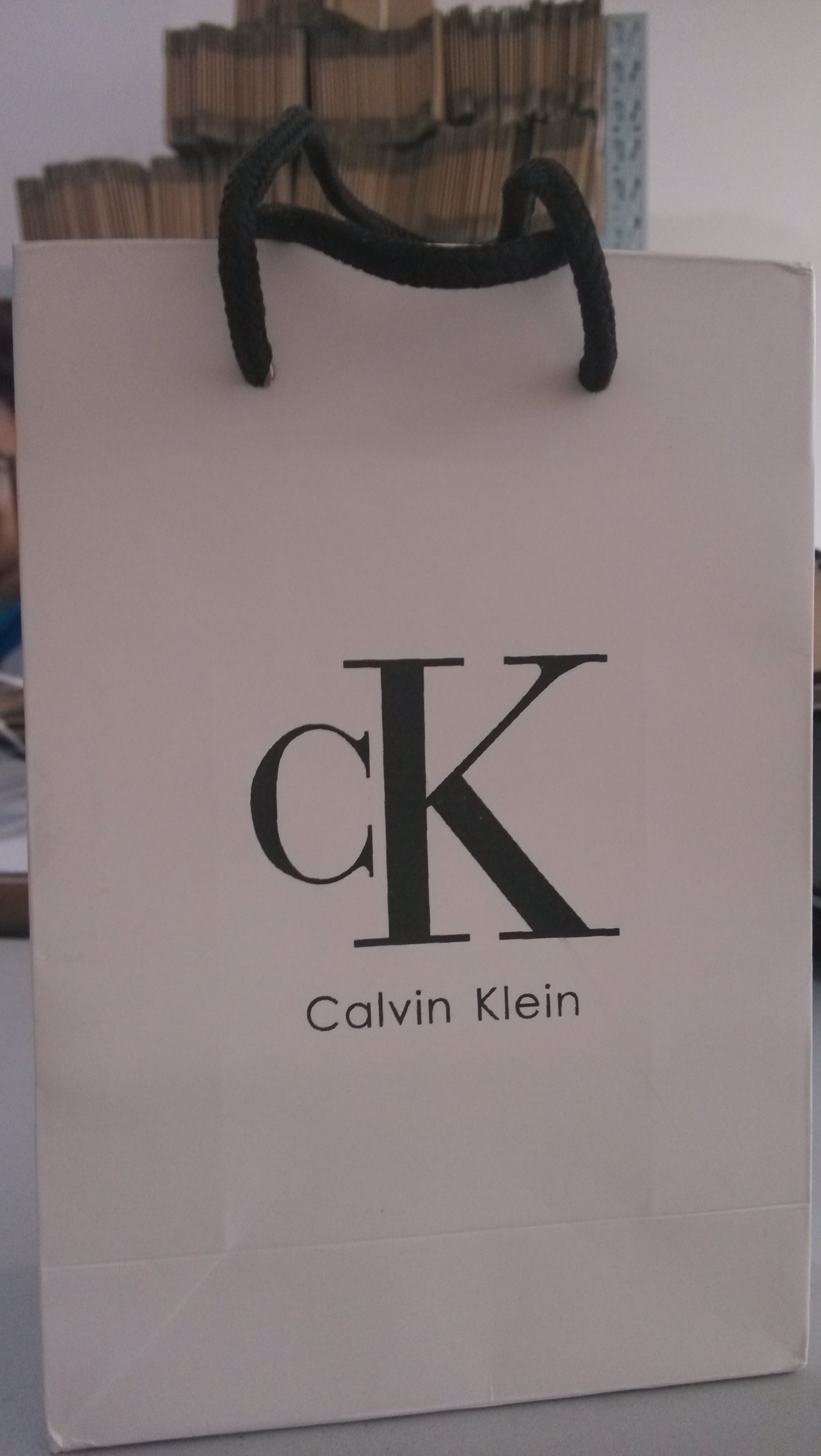 【卡尔文·克莱恩(calvin klein)香水】ck专柜手提袋