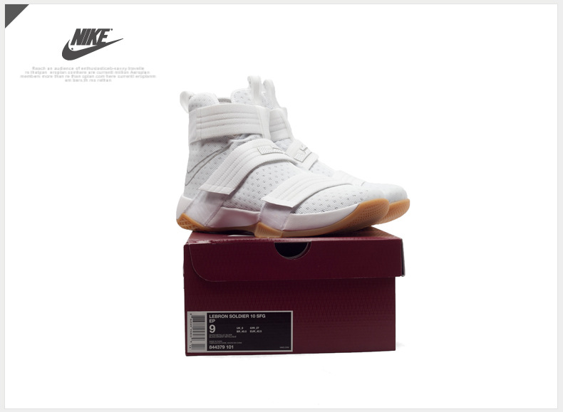 NIKE LEBRON XDR 詹姆斯战士10战靴美国队