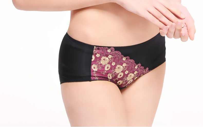 <em>纤慕 刺绣</em>精油<em>文胸</em> 按摩滋润上托调整型内衣 厚