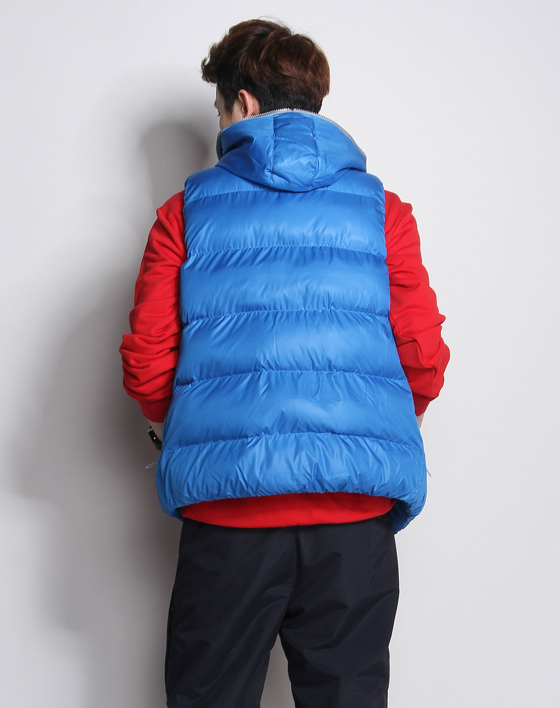 【<em>鸿星尔克</em>】<em>鸿星尔克 运动马甲男款</em> 1304446