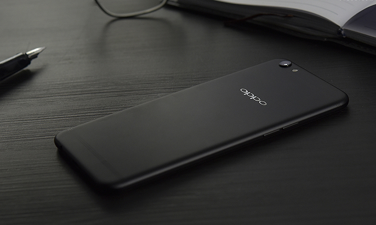 OPPO R9s 全网通4G手机 黑色 F1.7大光圈 拍