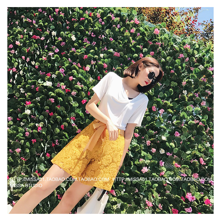 mtiny米莎设计感半漏肩复古港味chic短袖学生韩范t恤女夏装小心机上衣