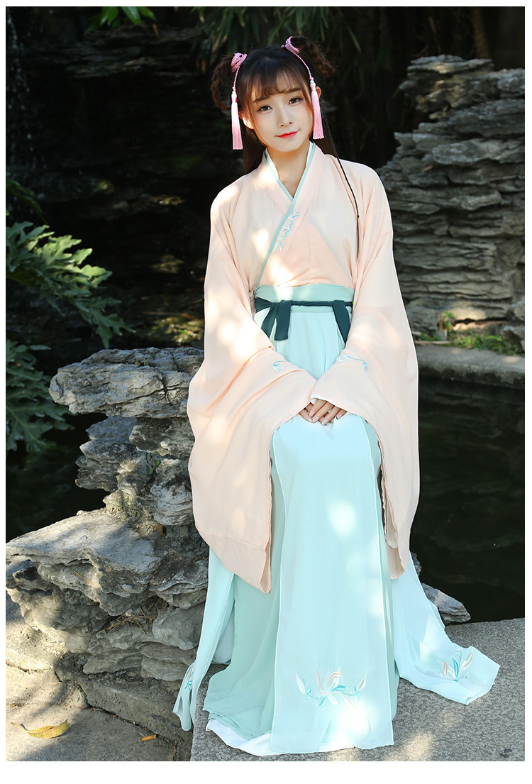 情娇婷2017汉服女装刺绣大袖交领襦裙齐腰多