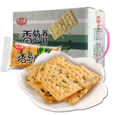 优迈嘉香葱苏打饼干