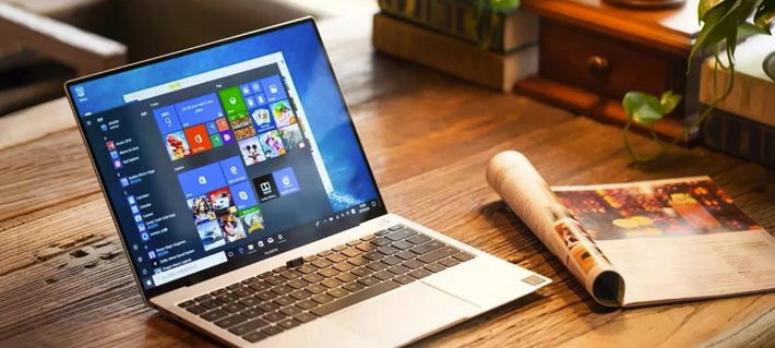 相信很多朋友都喜欢用手机追剧,但是手机小小的屏幕观