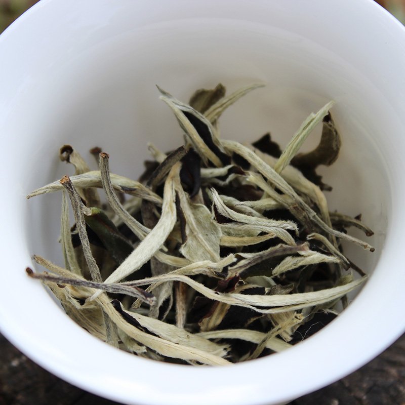 茗纳百川2020年春茶 古树普洱茶生茶散茶特级 月光白茶 月光美人 白芽白毫显露 250克袋装 一芽两叶