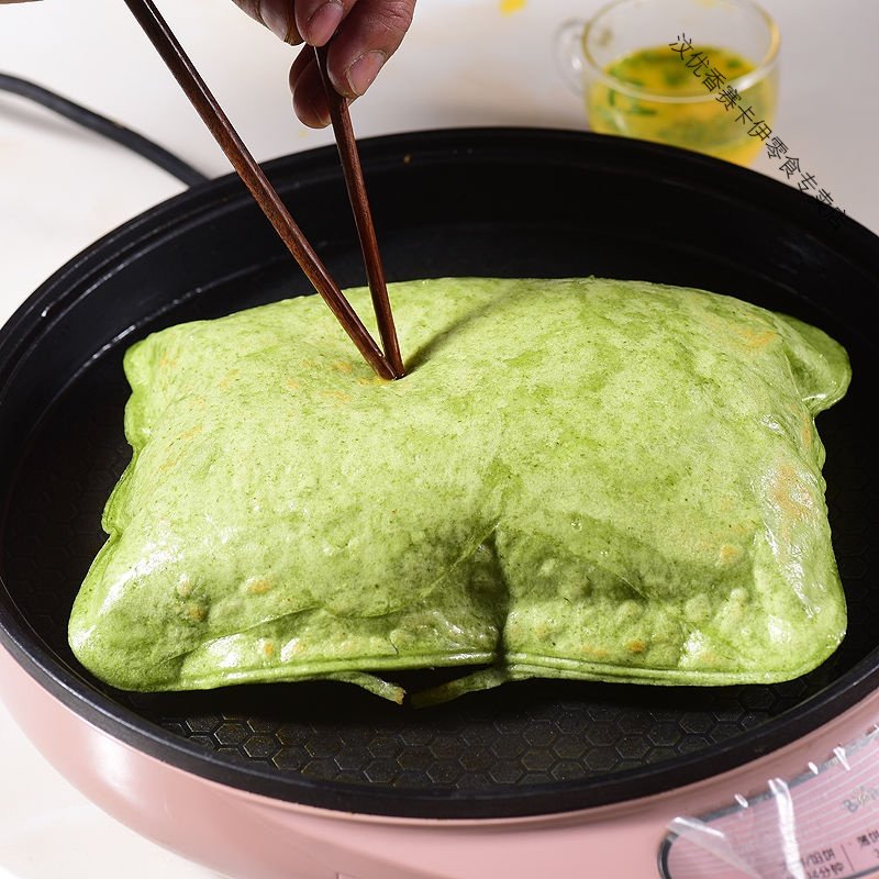 蔬菜鸡蛋灌饼皮面饼家庭装鸡蛋饼皮半成品早餐手抓饼商用摆摊批发 菠菜味(10片) 送油刷+纸袋1LN088