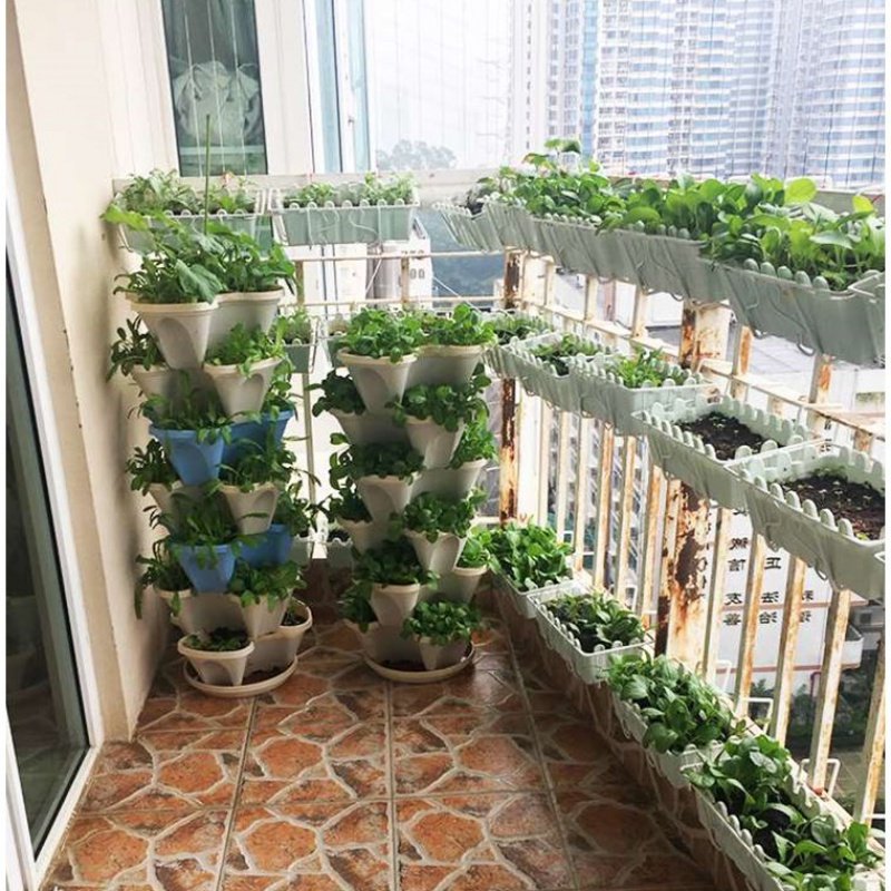 壁挂能挂的花盆户外可以挂起来的花盆绿萝悬挂护栏窗台墙上室外 .