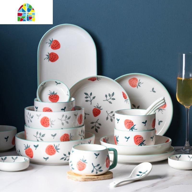 图案是花卉的封后餐具套装怎么样?-苏宁头条