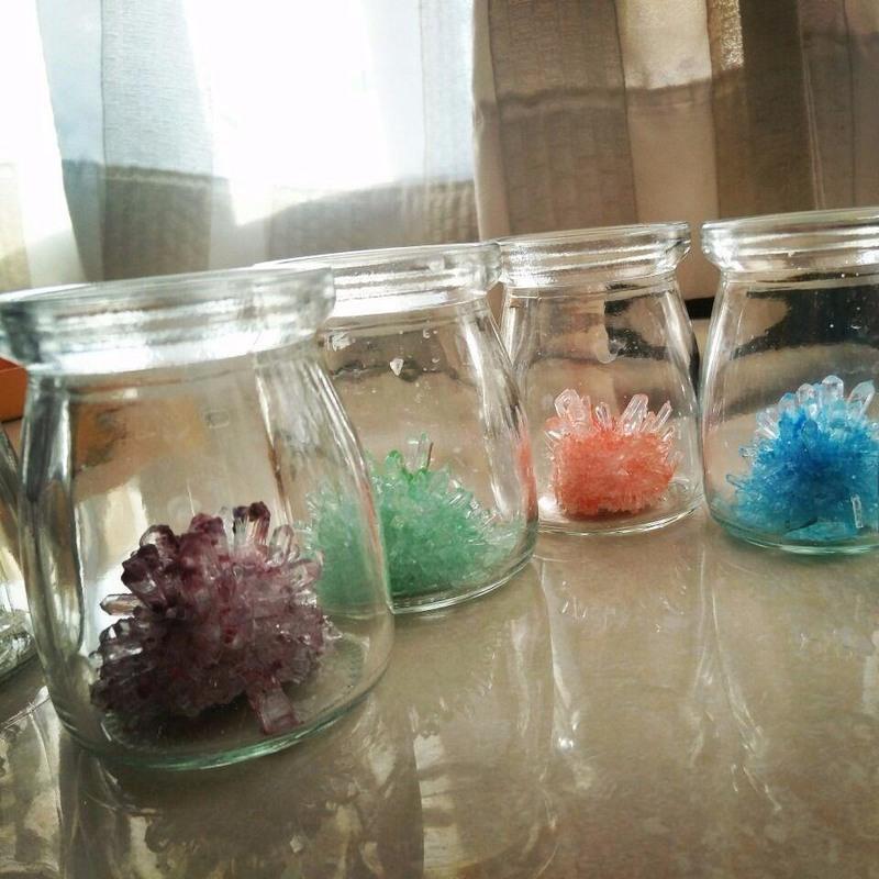 这款创意十足的水晶种植玩具,选用优质的环保塑料制作,无毒无味,使用