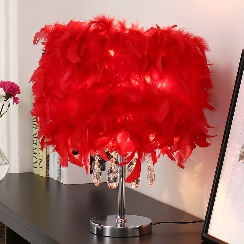 羽毛台灯卧室床头灯闪电客现代简约公主婚房创意温馨可调光遥控水晶
