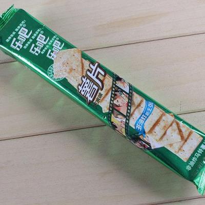 乐吧 非油炸麻辣川香味薯片零食.