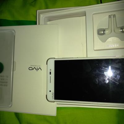 手机/数码/配件 手机通讯 手机 vivo xshot x710. 商品晒单