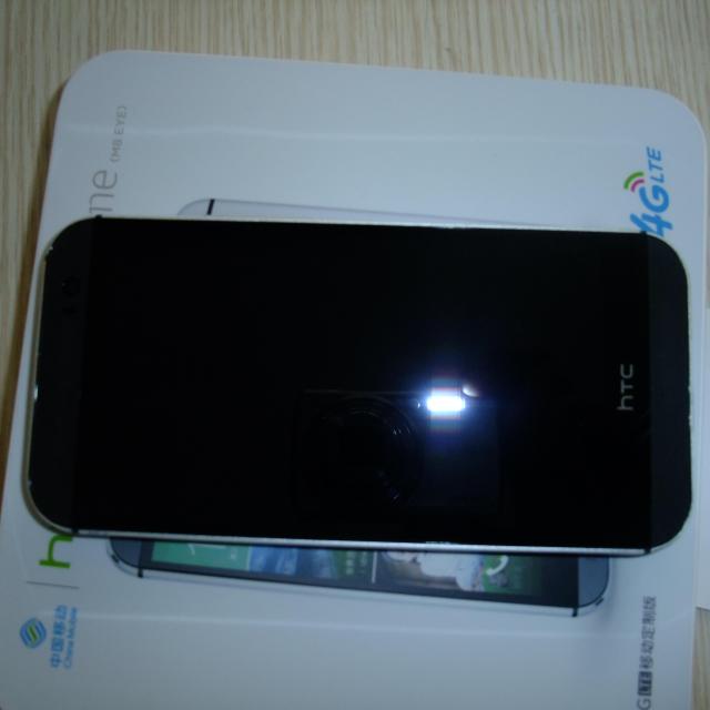> htc one(m8et)4g手机(月光银) 移动版商品评价 > 本来想入m8t的,在.