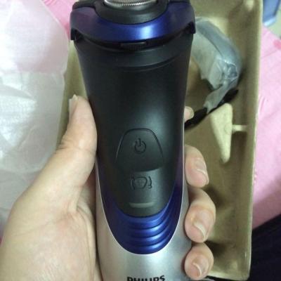飞利浦电动剃须刀pt726/14