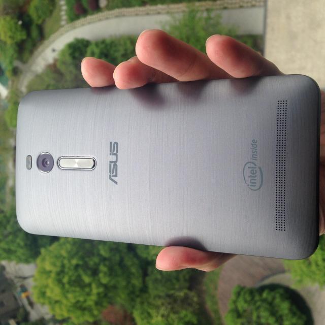 > 华硕zenfone2 ze551ml 4g ram版 银色商品评价 > 非常不错的神机啊