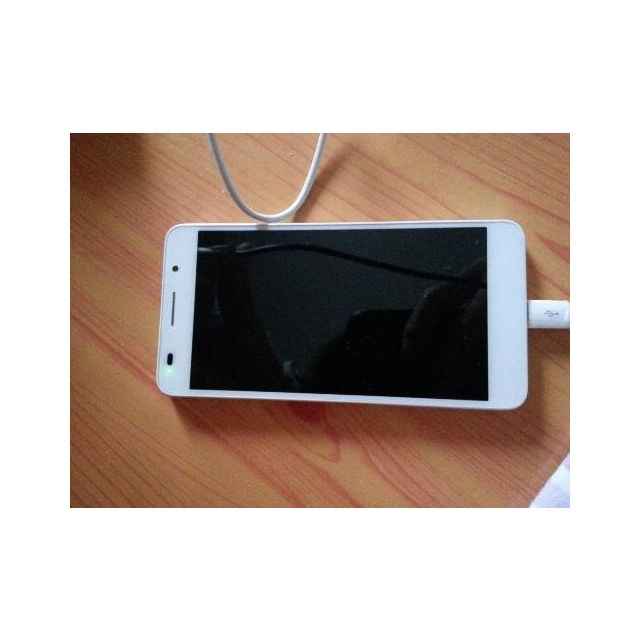 > 华为手机荣耀6(h60-l03)(16gb)移动4g定制版(白)商品评价 > 刚买的