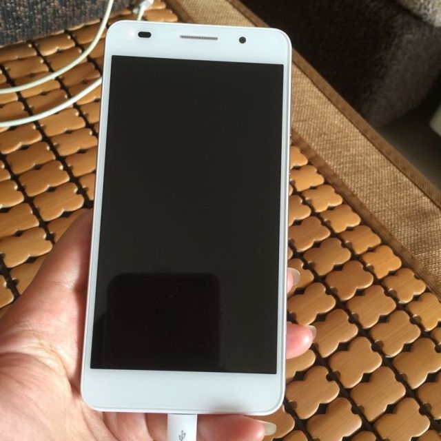 华为手机荣耀6(h60-l03)(16gb)移动4g定制版(白)