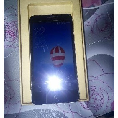 酷派 大神f2(8675-hd) 4g手机(智尚白)