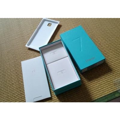 华为荣耀7(plk-tl00)(3gb ram)移动4g合约版(典雅灰)