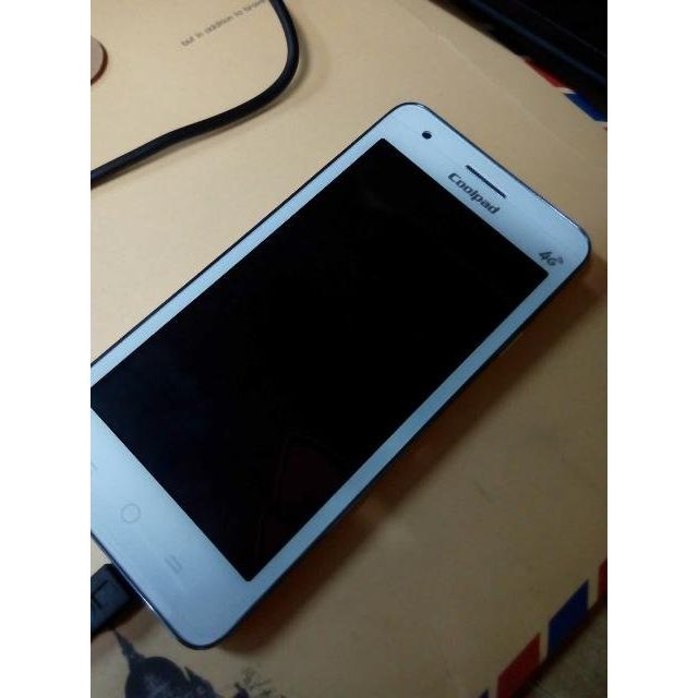 > 酷派手机8702d(白色)商品评价 > 给妈妈买的,妈妈很喜.