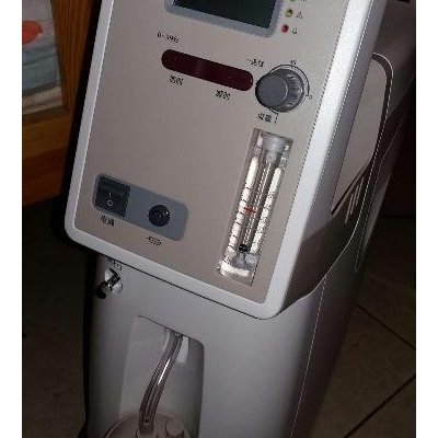 鱼跃制氧机9f-3w带雾化 3l升医用家用吸氧机 老人氧气机