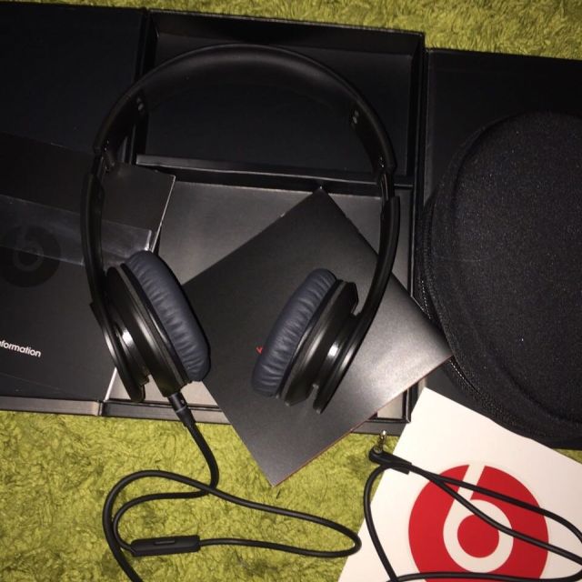 beats solo hd 炫彩真我 头戴式耳机 黑色