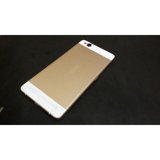 努比亚(nubia)my布拉格(nx513j) 全网通 前白后金 3 32g